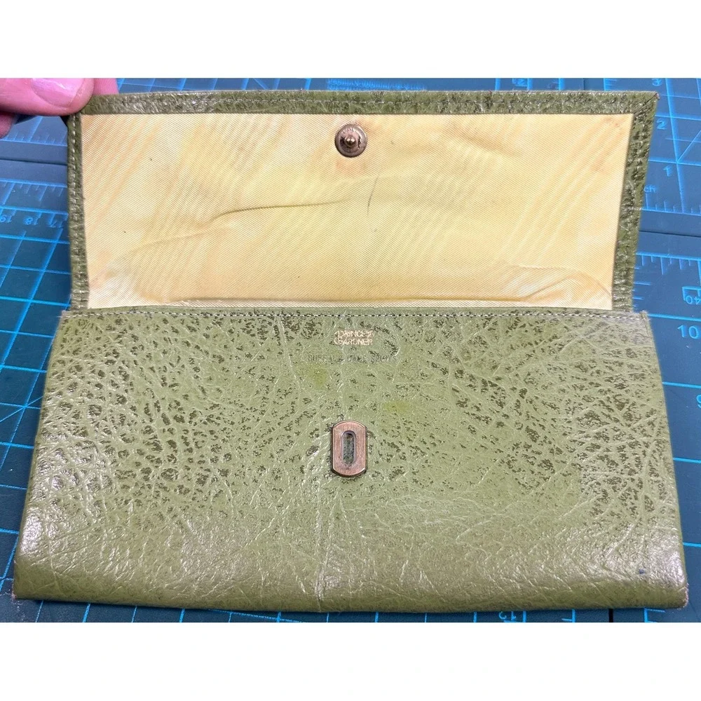 VTG Princess Gardner Leather Wallet Green Buffalo Leather Envelope Folding Coin